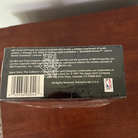 Upper Deck 92-93 basketball High Series box. 36 foil packs. Factory Sealed. - Picture 4 of 6